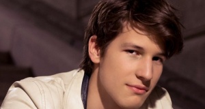 Szerintünk ez az egyik legszebb magyar dal. Egyetértesz? László Attila csodálatosan tolmácsolja!