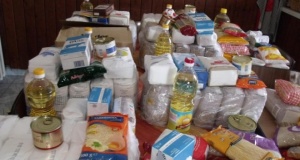 FIGYELEM! INGYENES ÉLELMISZER, RUHA, SEGÉLYCSOMAG! Bárki jelentkezhet érte, családok, idősek, nyugdíjasok és egyedülállók is!