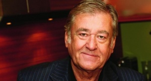 Ennyi pénzből tengődik Koós János